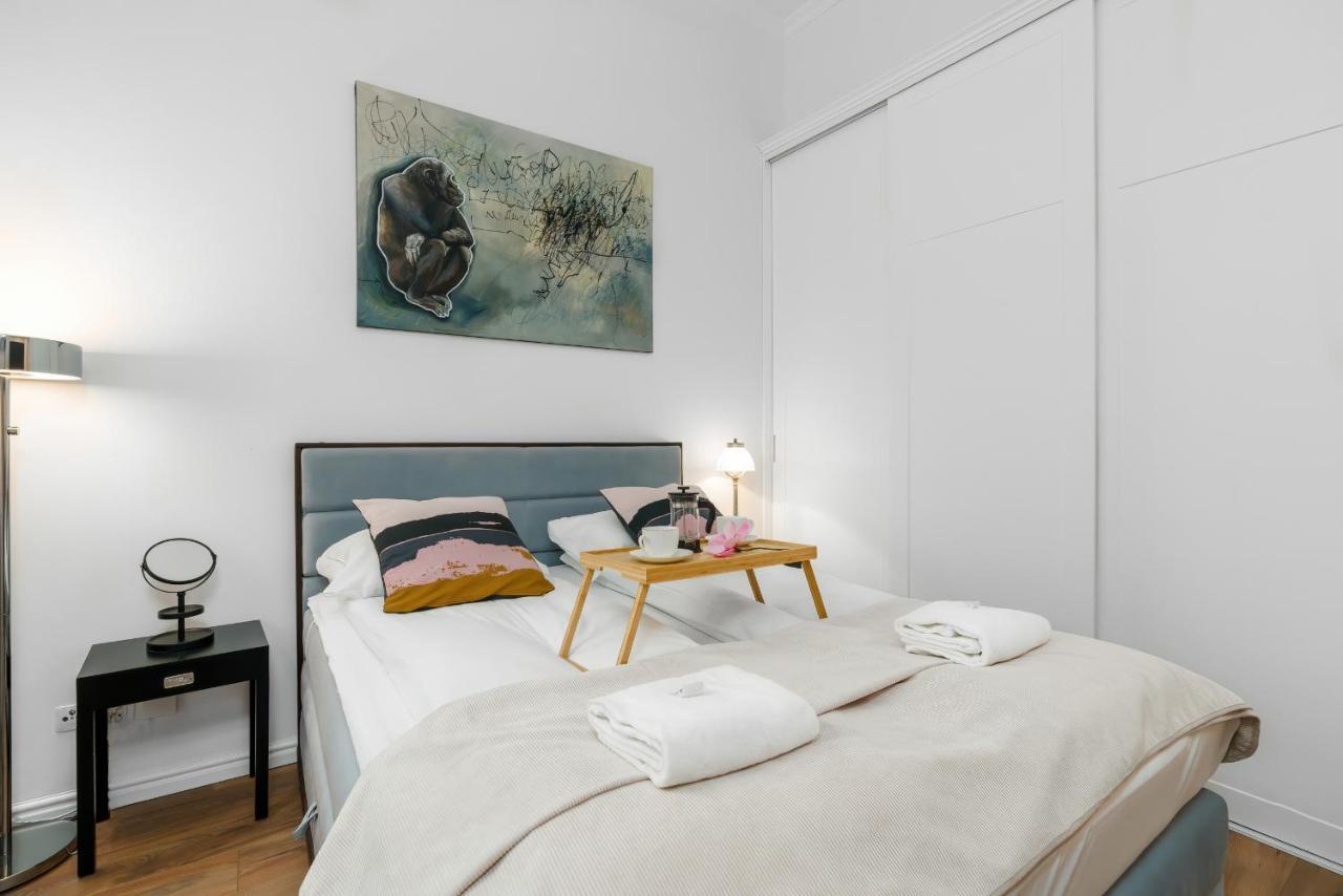 Deluxe Mtp Apartments Matejki By Noclegi Renters Poznan Luaran gambar