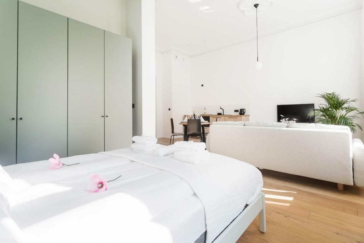 Deluxe Mtp Apartments Matejki By Noclegi Renters Poznan Luaran gambar